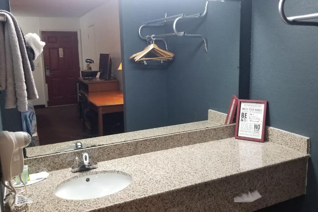 Osu 2 Queen Beds Hotel Room 230 Wi-Fi Stillwater Luaran gambar