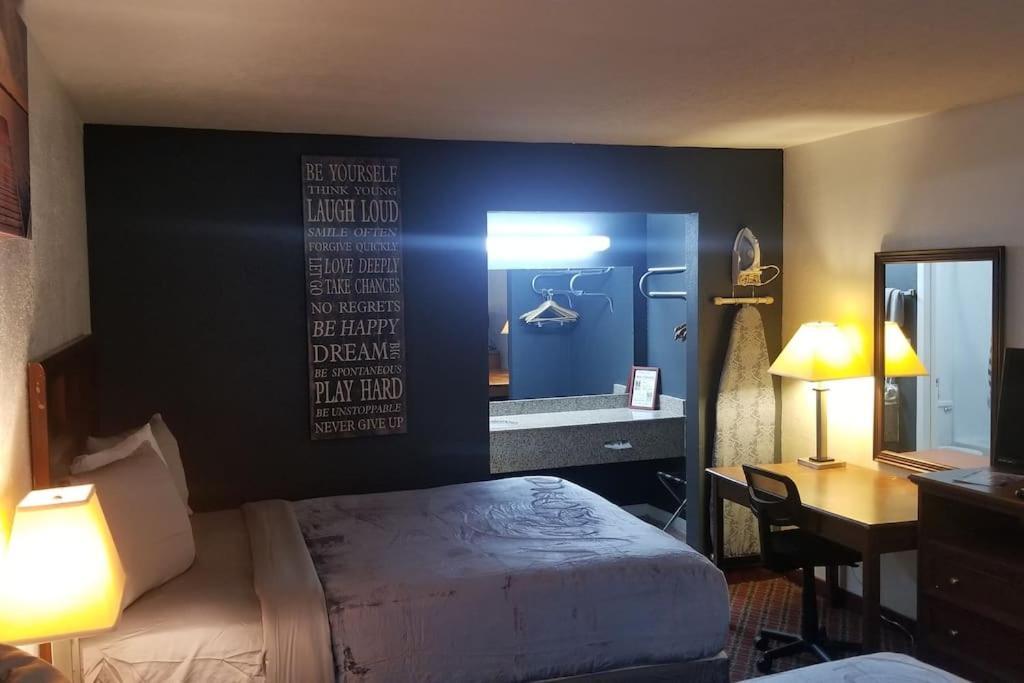 Osu 2 Queen Beds Hotel Room 230 Wi-Fi Stillwater Luaran gambar