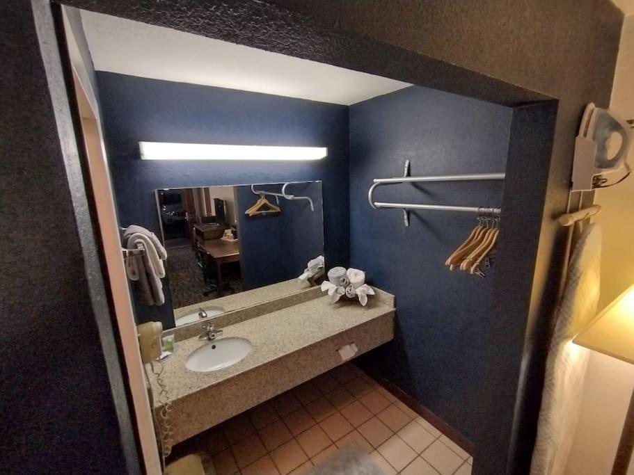 Osu 2 Queen Beds Hotel Room 230 Wi-Fi Stillwater Luaran gambar